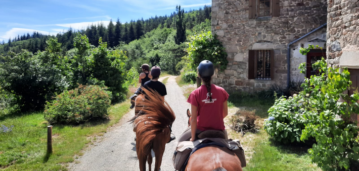 Randonnée à cheval, Monts, Lacs et plateaux ardéchois - Caval&go