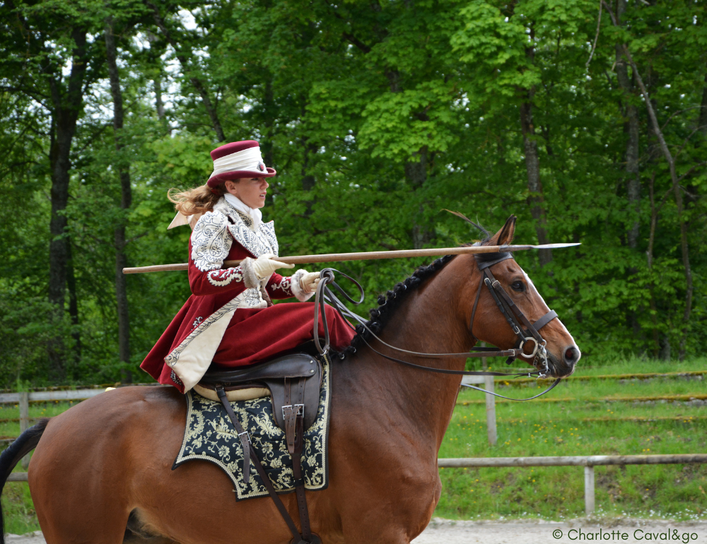 Equitation historique et maniement des armes à cheval en Mayenne