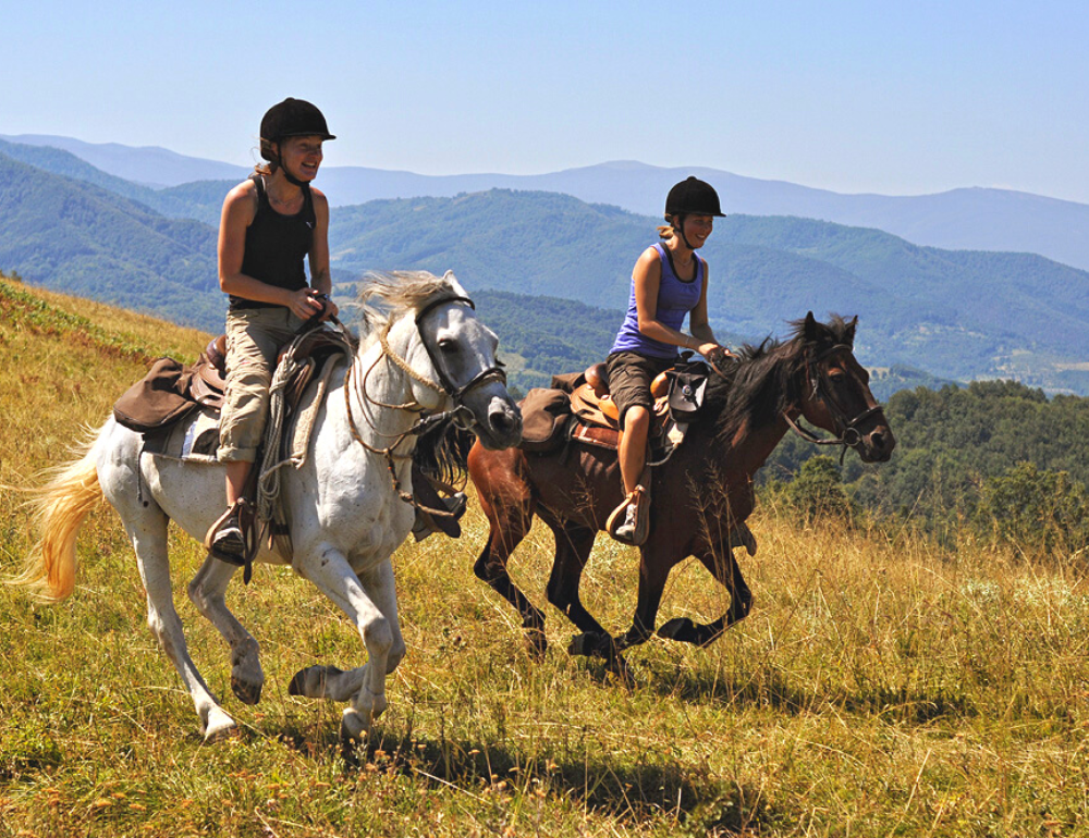 Randonnée équestre en Bulgarie dans le Parc National des Balkans
