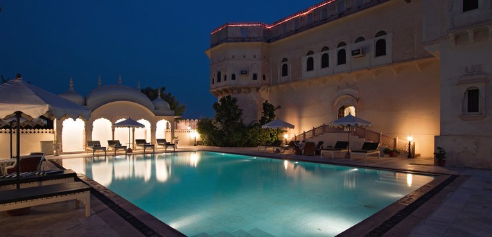 Le palais Alsisar Mahal. Le palais Alsisar Mahal.