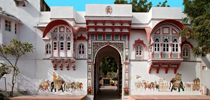 Le palais de Rohetgarth. Le palais de Rohetgarth.