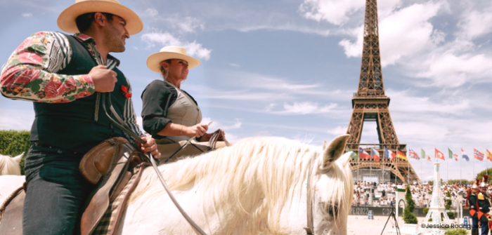 La Route Eiffel 2022 : l'incroyable  randonnée à cheval au cœur de Paris 