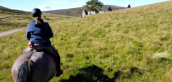 Quand partir en Ecosse pour une randonnée à cheval ?