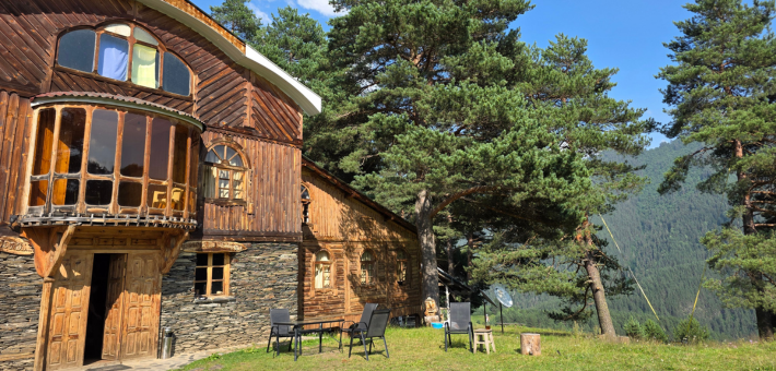 Guest house à Omalo