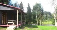 Cabane de la randonnée équestre dans le Gauja en Lettonie 