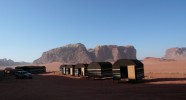 Campement dans le désert du Wadi Rum en Jordanie