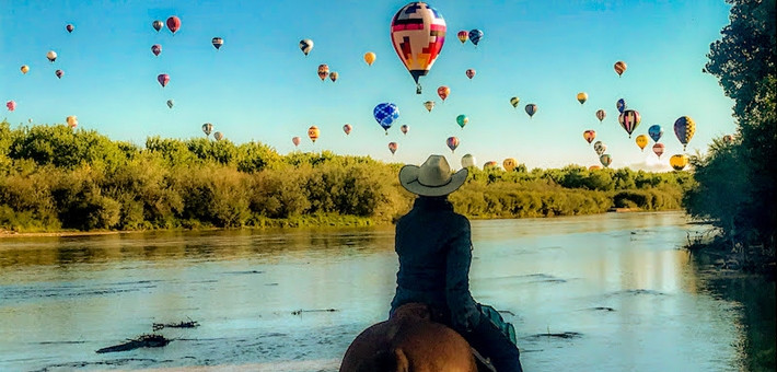 Randonnée_équestre_Nouveau_Mexique_festival_des_Montgolfières