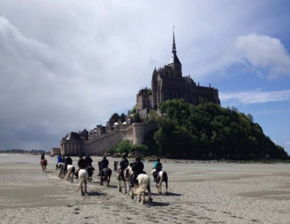 Randonnée à cheval au Mont-Saint-Michel 