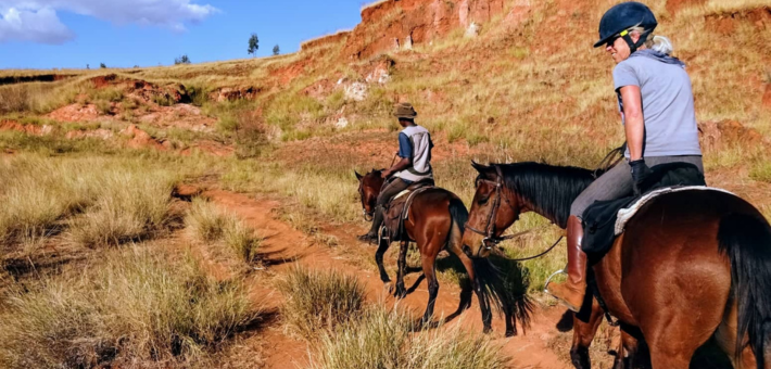 Expédition à travers le middle west malagasy et ses lacs volcaniques - Caval&go