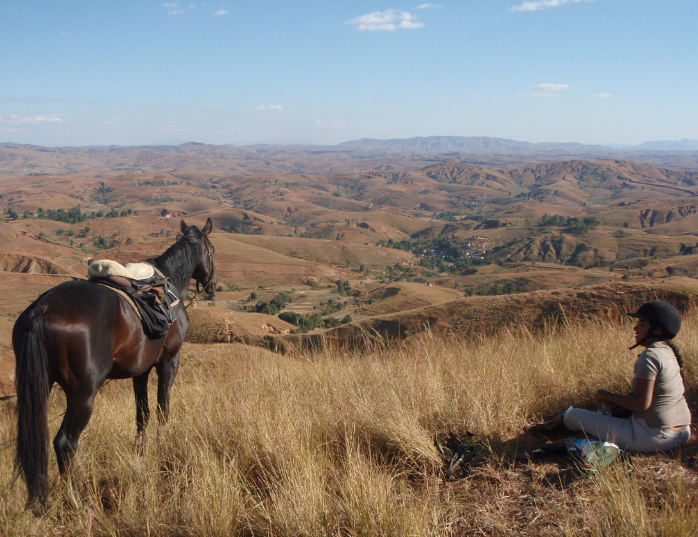 Randonnée équestre dans les Terres volcaniques et la côte Est Malgache