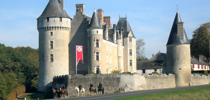 Jour 3. Abbaye d’Aiguevive - Château de Montpoupon
