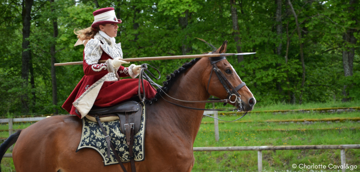 Equitation historique et maniement des armes à cheval en Mayenne - Caval&go