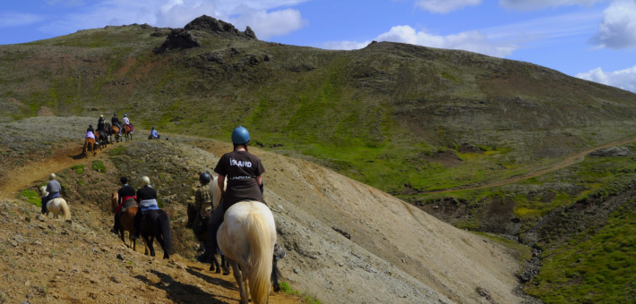 Randonnée équestre autour du volcan de Hengill en Islande - Caval&go