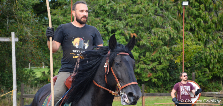 Equitation historique et maniement des armes à cheval en Mayenne - Caval&go