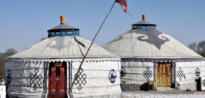 Jour 3. Excursion en 4x4 dans les massifs du Khenti 