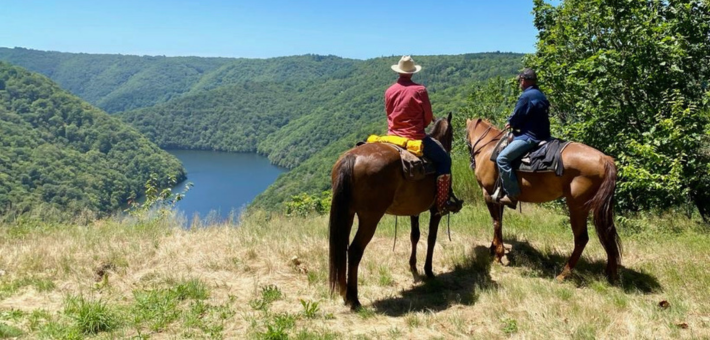 Randonnée western au cœur des grands espaces de Corrèze 