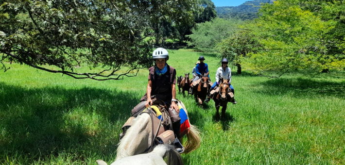 Séjour équestre entre Barichara et les paysages andins - Caval&go