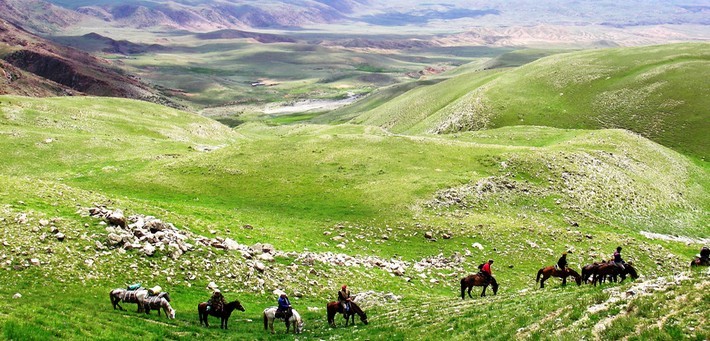 Randonnée équestre et vie nomade en Kirghizie - Caval&go