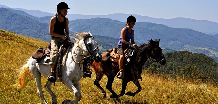 Randonnée équestre en Bulgarie dans le Parc National des Balkans