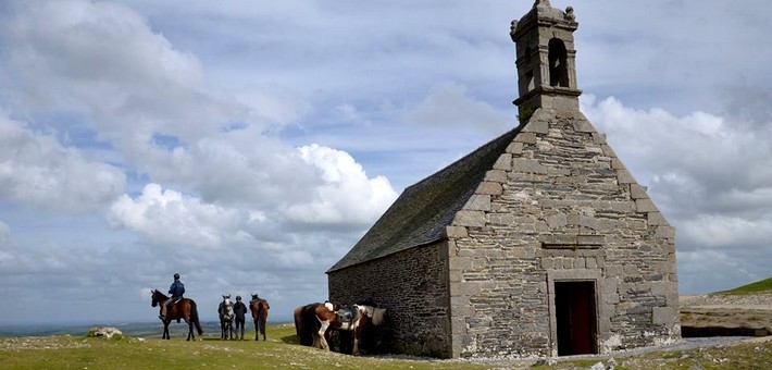 Randonnée équestre en Bretagne entre terre et mer