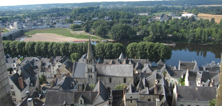 Randonnée équestre sur Chinon, entre vignobles et châteaux - Caval&go