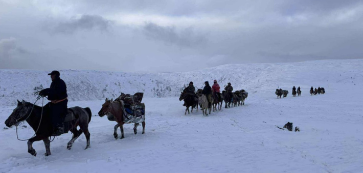 Chevauchée hivernale au cœur de la Mongolie nomade