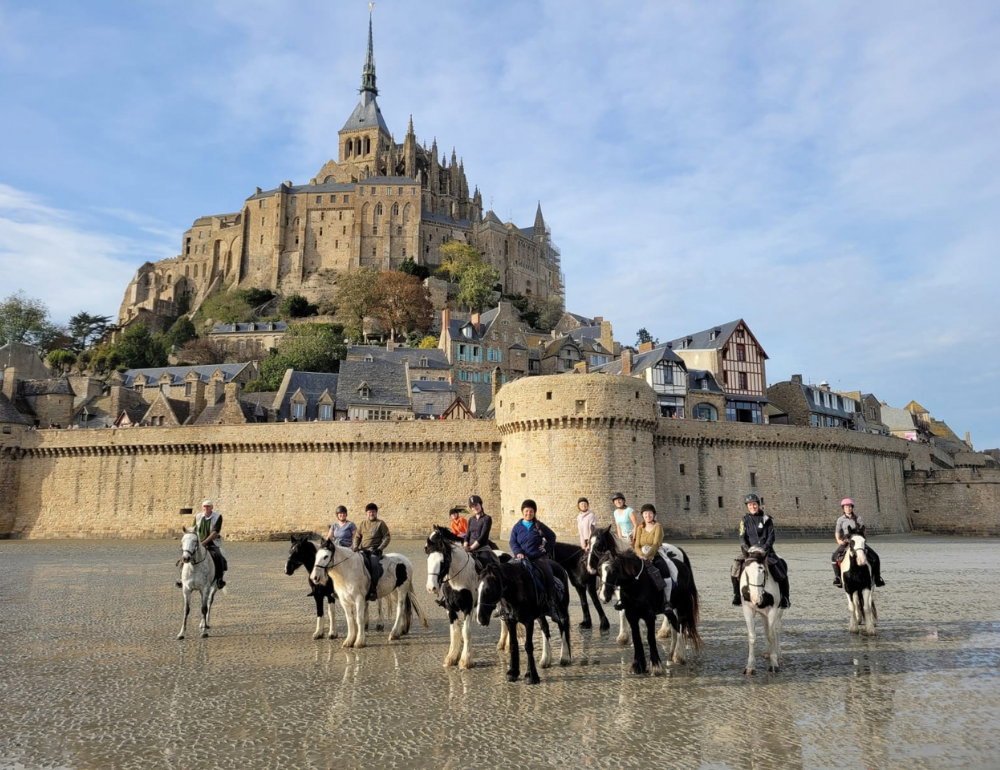 Escapade à cheval et visite du Mont-Saint-Michel