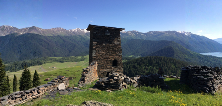 Randonnée équestre en Géorgie sur les sentiers de Touchétie accompagnée par Audrey - Caval&go