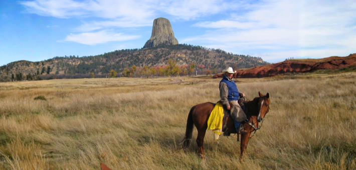 Séjour estival en ranch dans le Wyoming : balades à cheval, activités typiques et découverte grands espaces américains - Caval&go