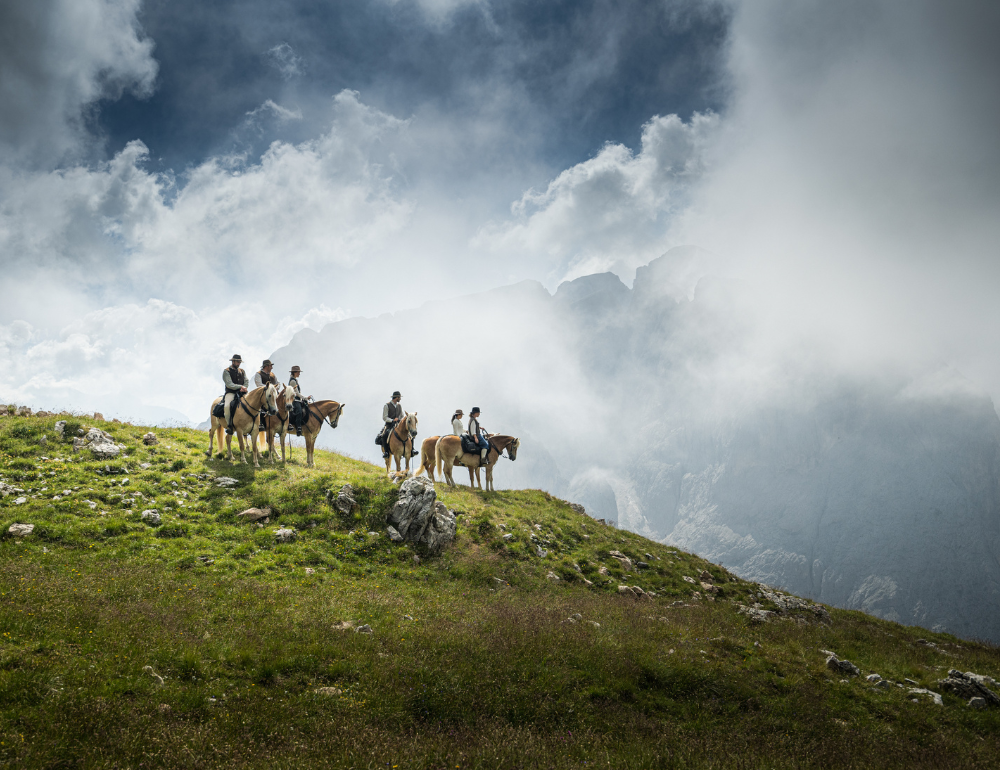 Randonnée équestre exclusive dans les Dolomites