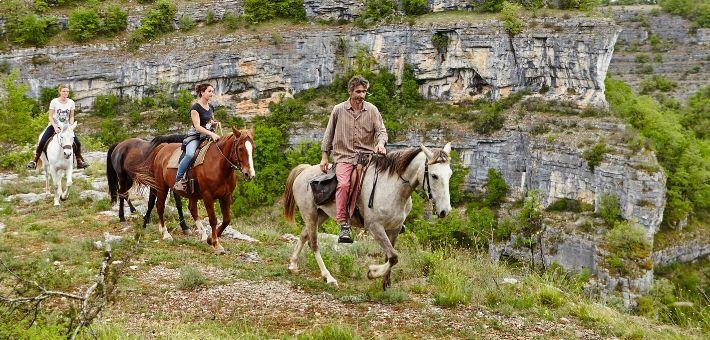 Randonnée à cheval à Rocamadour dans le Lot