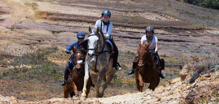 Randonnée équestre à la Villa de Leyva - Caval&go