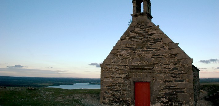 Randonnée à cheval sur les crêtes des Monts d'Arrée en Bretagne
