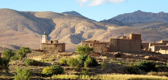 Randonnée équestre et Yoga dans la Vallée des Roses au Maroc - Caval&go