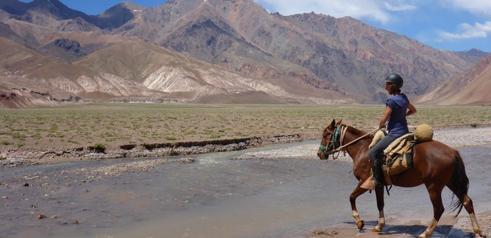 Randonnée équestre à travers les Andes du Chili à l