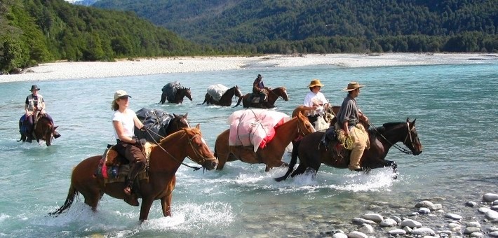 Randonnée équestre au Chili, terre des Baqueanos 