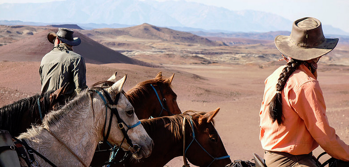 Randonnée à cheval en Namibie dans le Damaraland - Caval&go