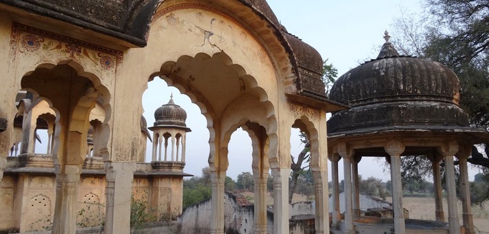 Randonnée à cheval dans le désert du Shekhawati en Inde - Caval&go