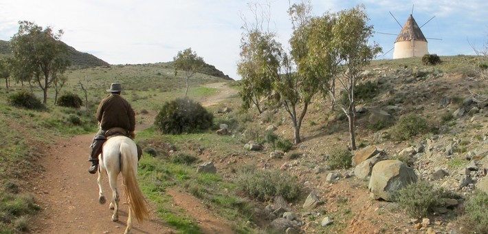 Randonnée équestre en Espagne sur les plages vierges d’Andalousie - Caval&go