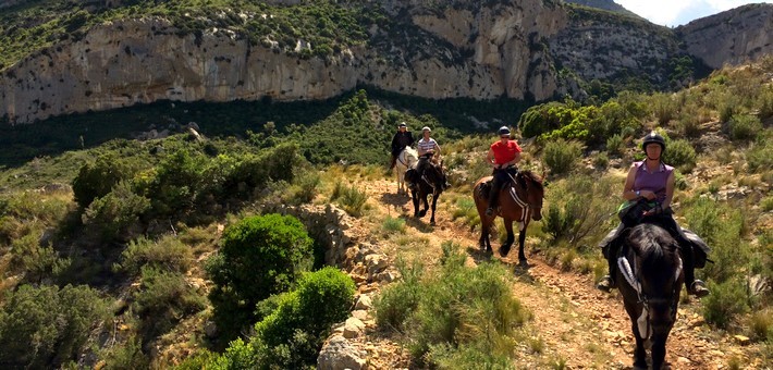 Randonnée équestre des Pyrénées à la Méditerranée - Caval&go