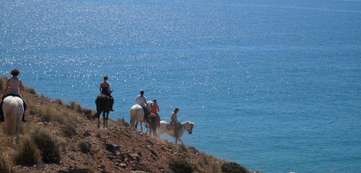 Séjour équestre en bord de mer et randonnée à cheval en Andalousie - Caval&go