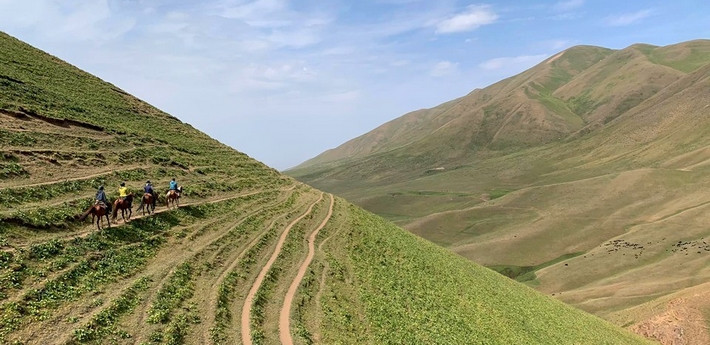 Randonnée équestre en Kirghizie
