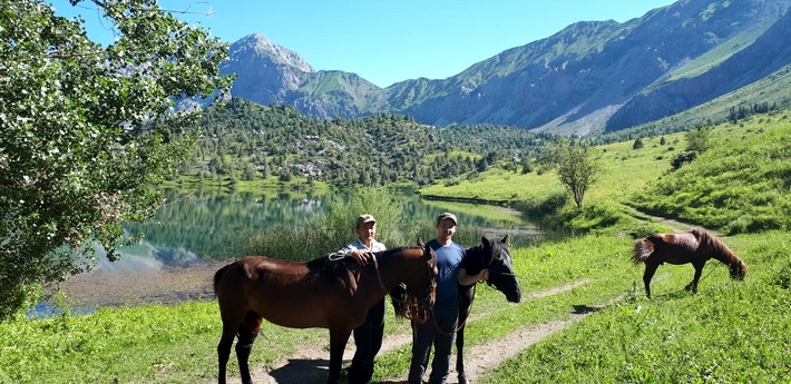 Randonnée équestre en Kirghizie