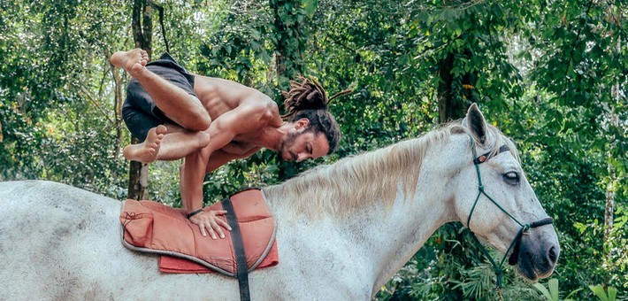 Retraite de yoga en harmonie avec les chevaux dans les caraïbes du Costa Rica